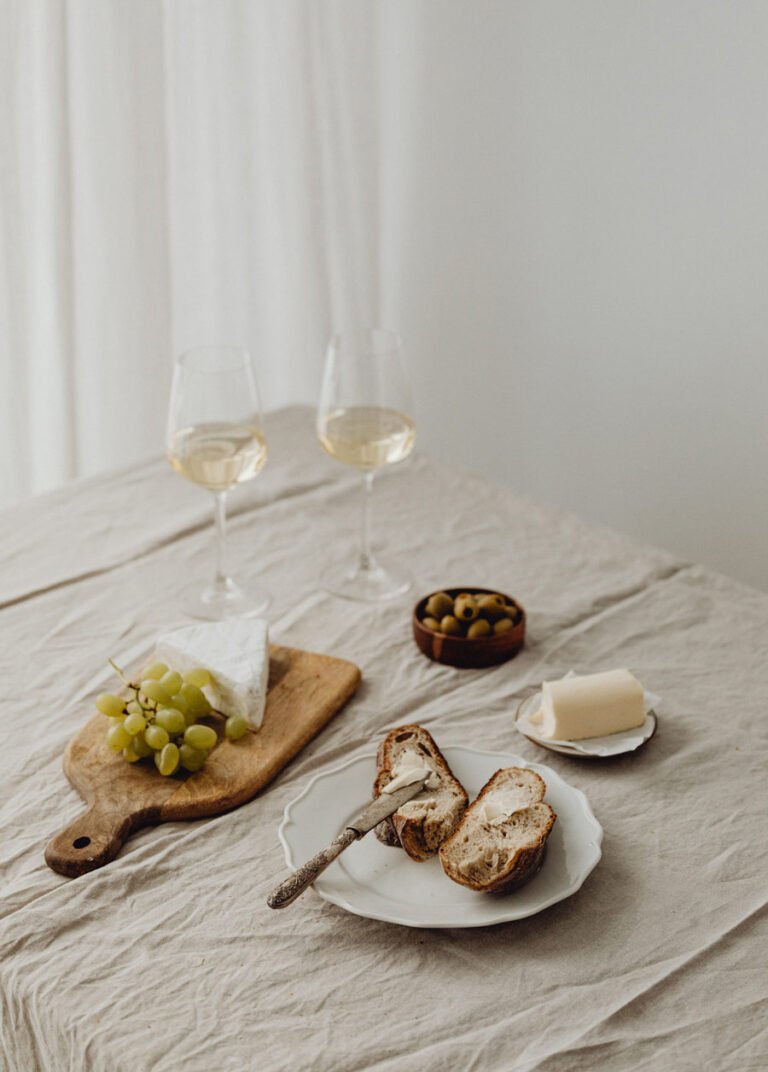 Simple Guideline to Eating Clean: Your Easy Path to Healthier Meals
